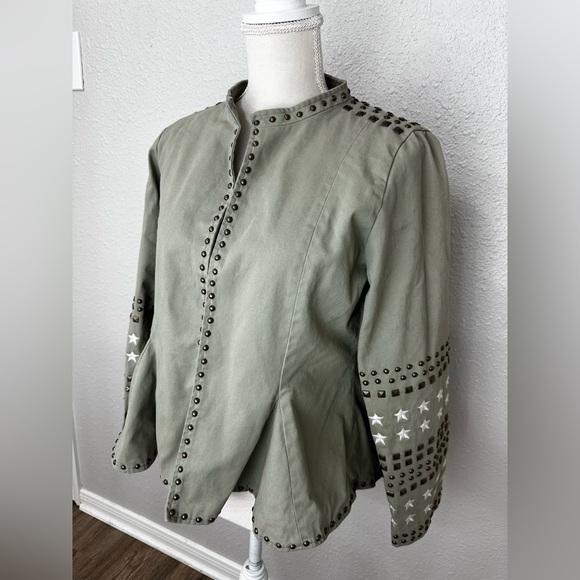 Spell and The Gypsy Eagleback Matinee Embroidered
Studded Khaki Jacket L run S/M - Picture 6 of 13